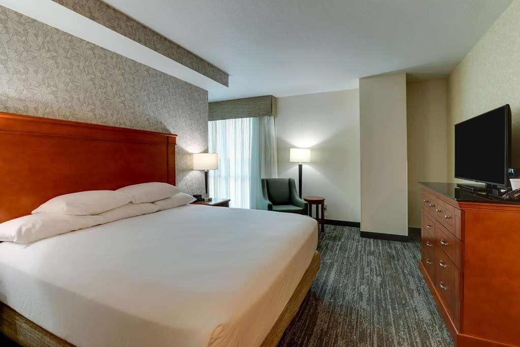 Drury Inn & Suites Independence Kansas City ブルー・スプリングス 部屋 写真