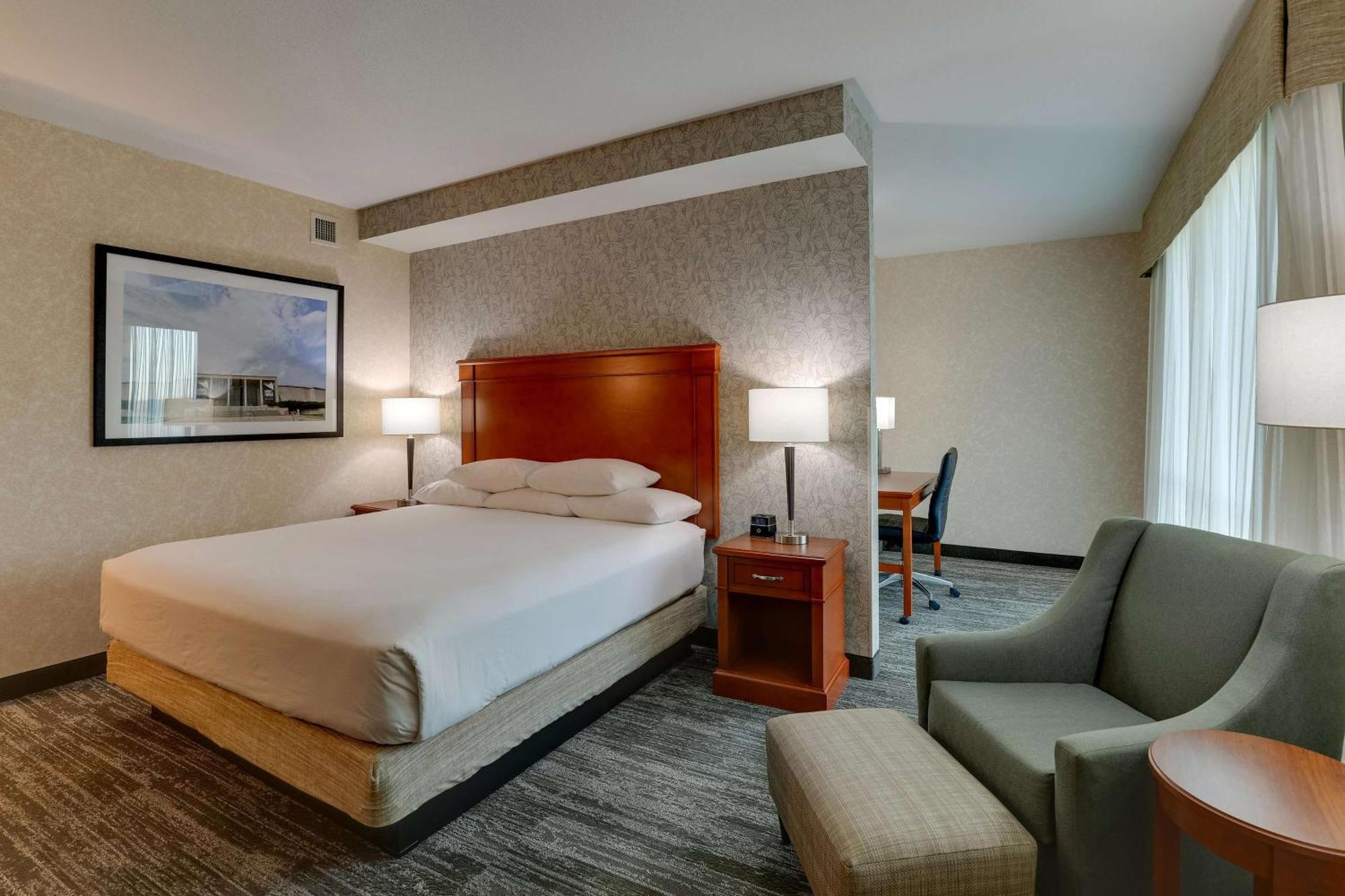 Drury Inn & Suites Independence Kansas City ブルー・スプリングス エクステリア 写真