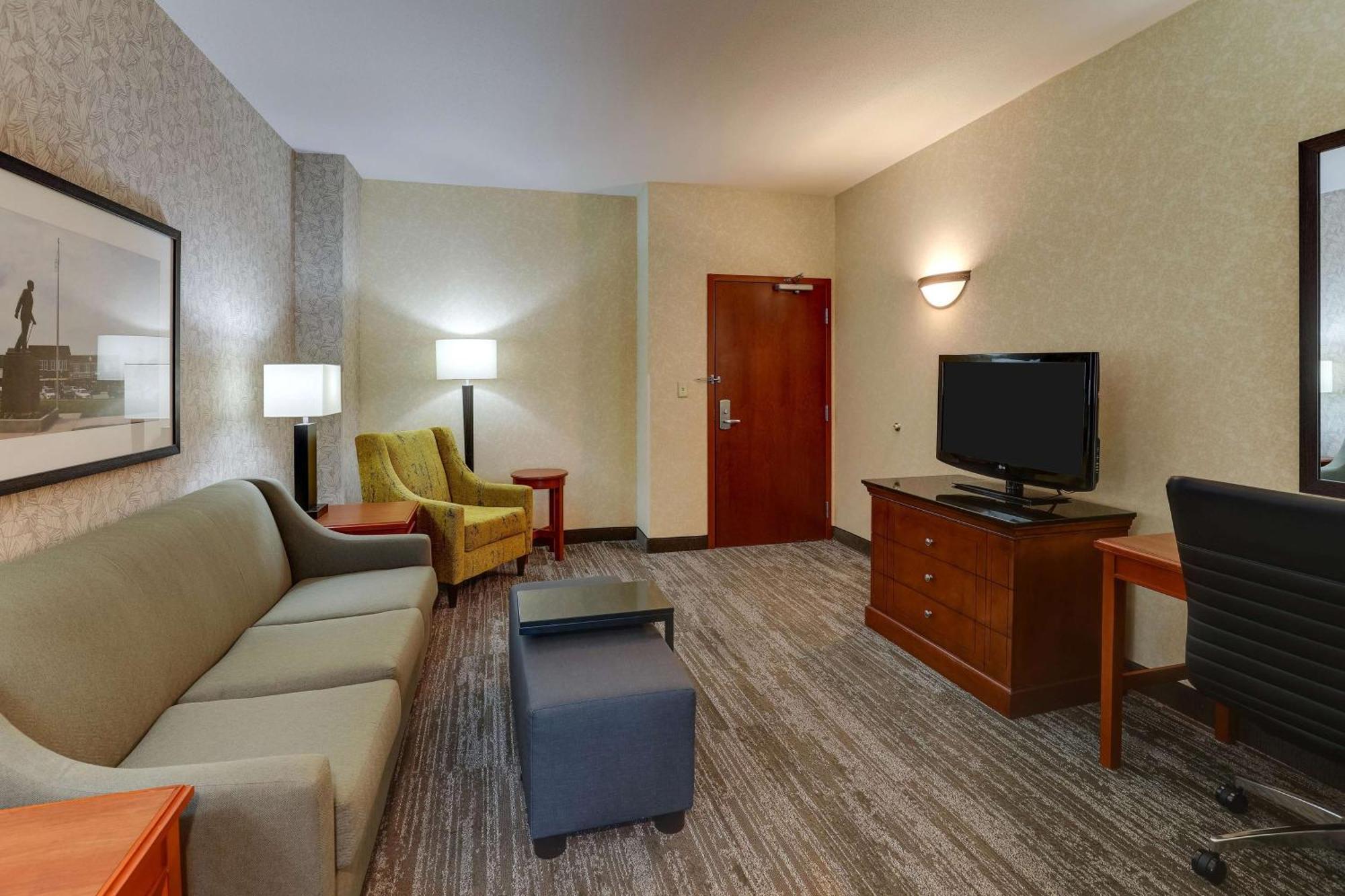 Drury Inn & Suites Independence Kansas City ブルー・スプリングス エクステリア 写真