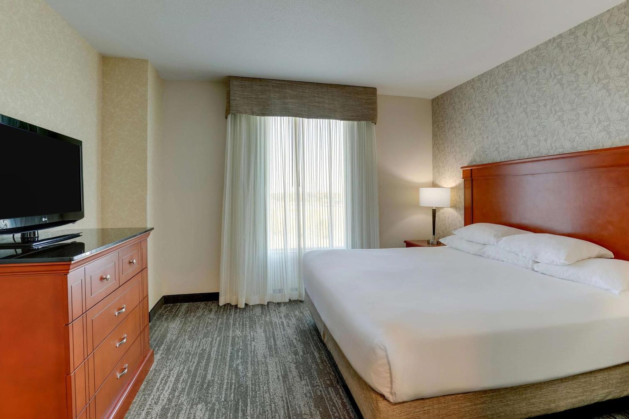 Drury Inn & Suites Independence Kansas City ブルー・スプリングス エクステリア 写真